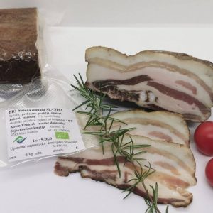 bio-domaca-susena-slanina-turisticna-kmetija-vrbnjak